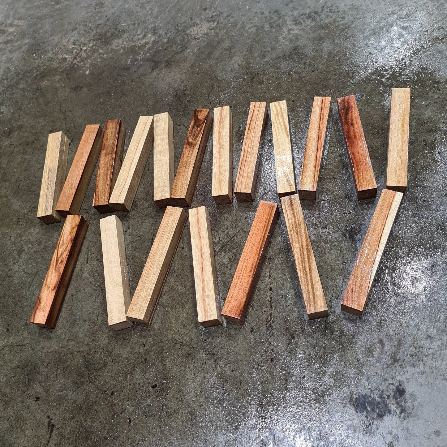 Oversize Camphor Laurel Pen Turning Blanks 30mm x 30mm x 130