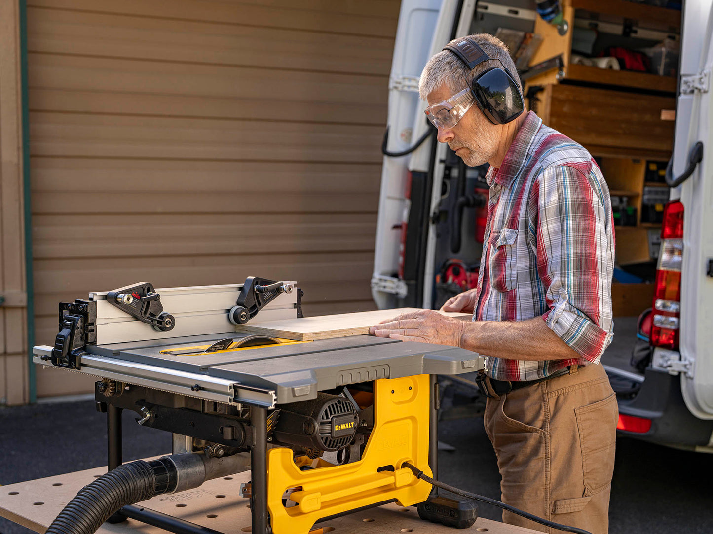 TSO Products Rip Fence with T-Slots for 210mm / 8.25" DEWALT Compact Jobsite Table Saw (DWE7485, DWE7480, DCS7485 or DW745)