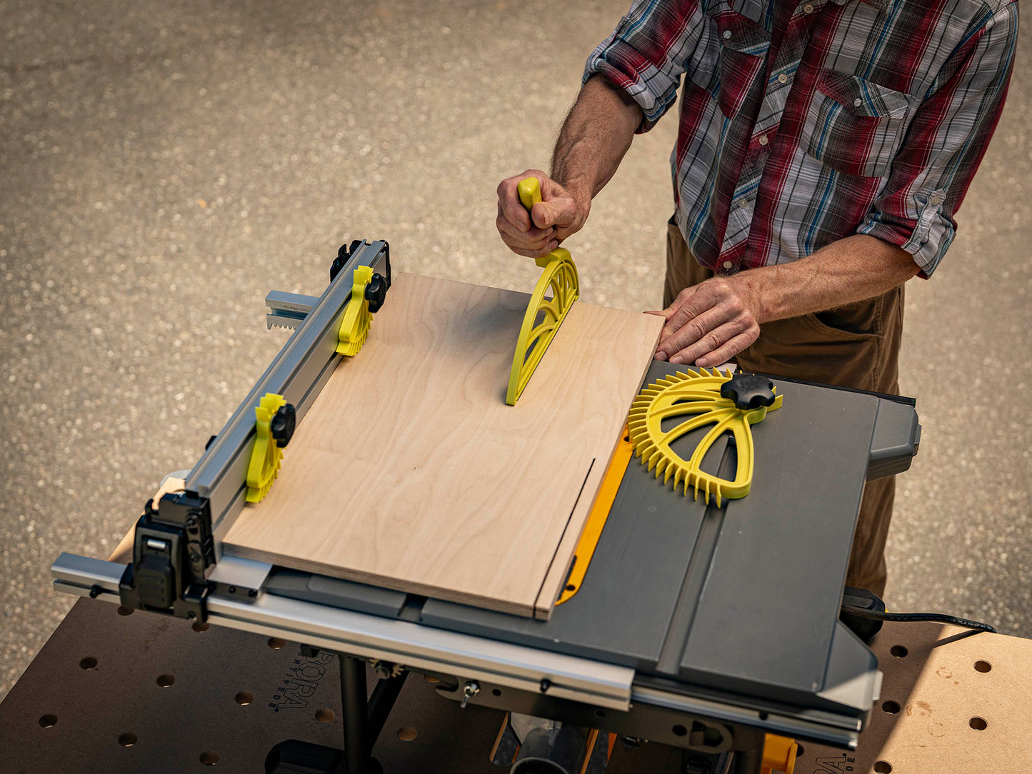 TSO Products Rip Fence with T-Slots for 210mm / 8.25" DEWALT Compact Jobsite Table Saw (DWE7485, DWE7480, DCS7485 or DW745)