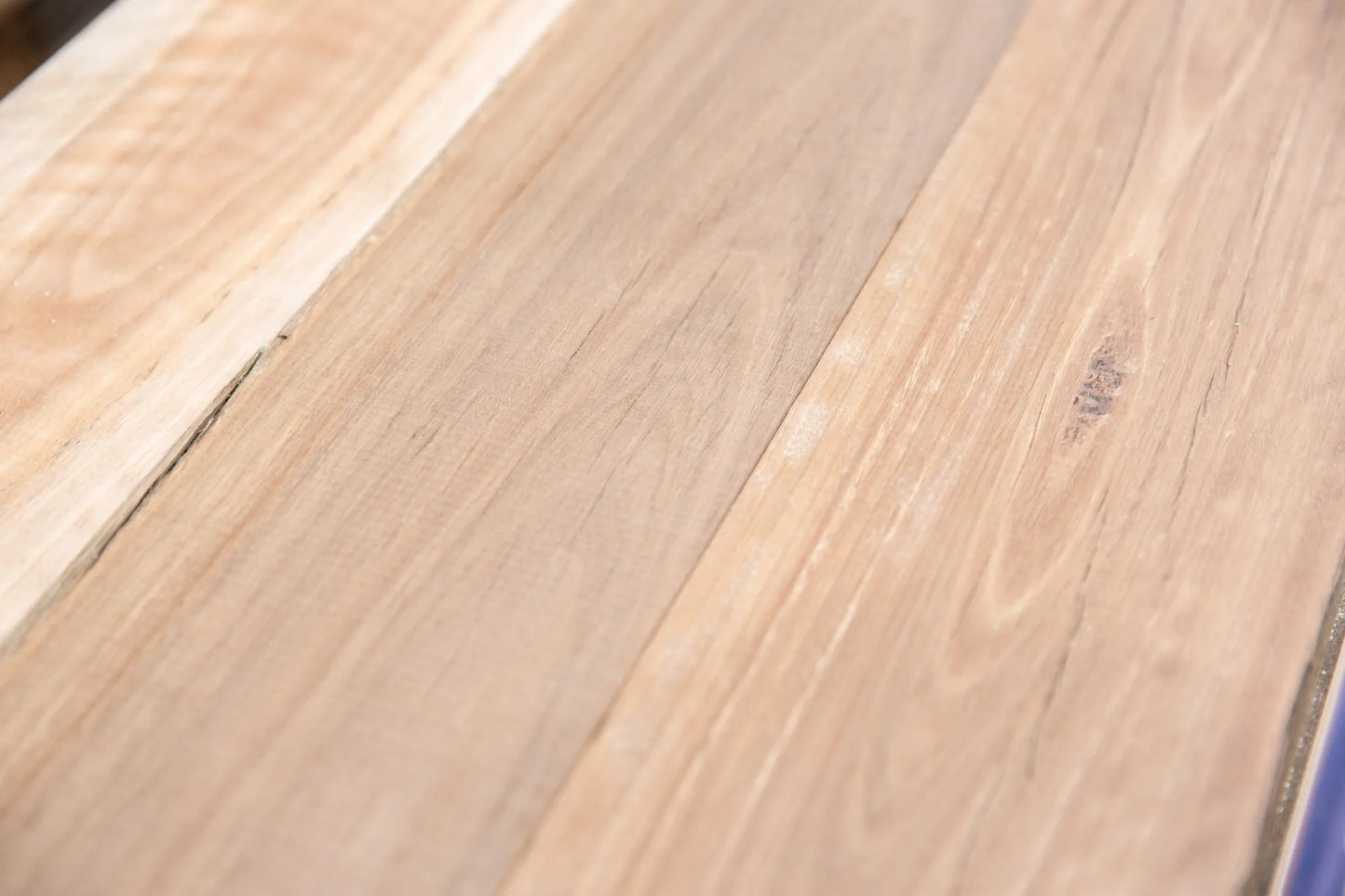 Queensland Spotted Gum 150 x 38mm – Standard Grade, Kiln Dried, Rough Sawn Joinery Timber