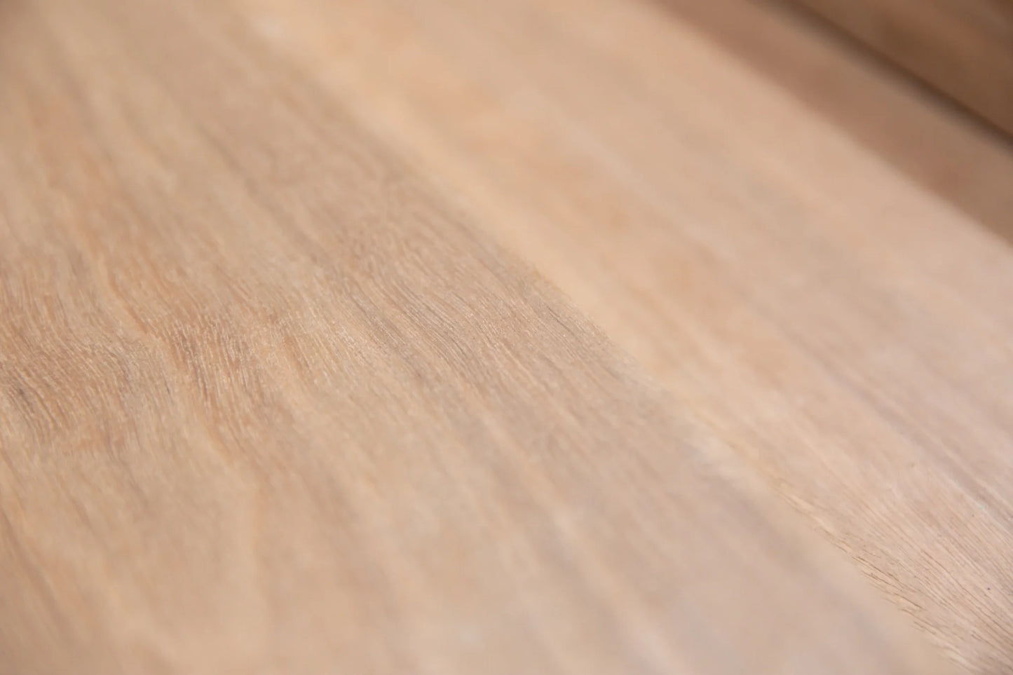 Queensland Spotted Gum 150 x 38mm – Standard Grade, Kiln Dried, Rough Sawn Joinery Timber