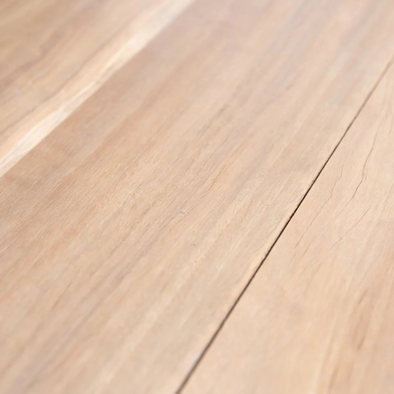Queensland Spotted Gum 150 x 38mm – Standard Grade, Kiln Dried, Rough Sawn Joinery Timber
